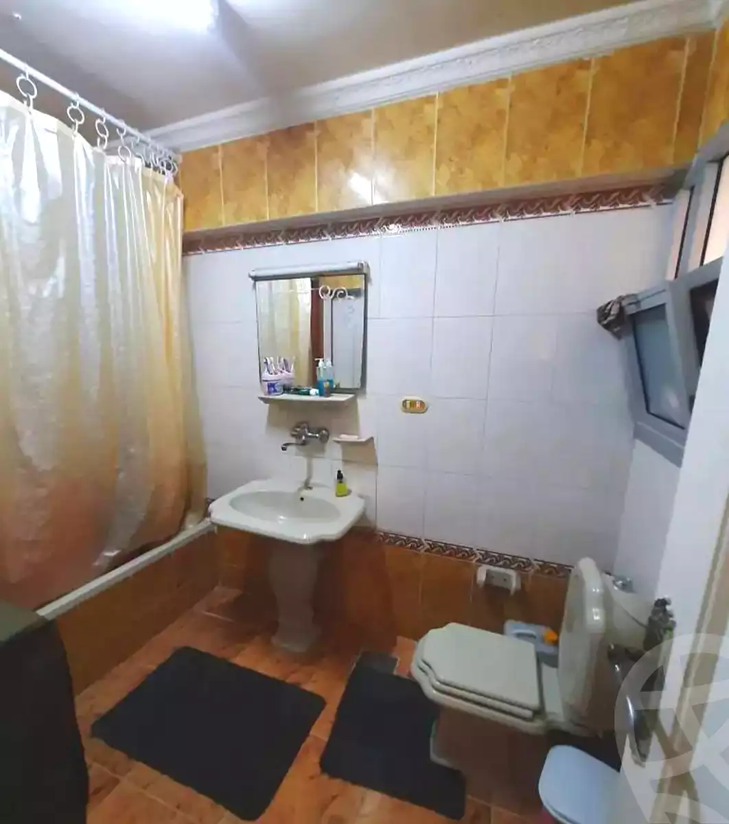 https://aqarmap.com.eg/en/listing/7204564-for-sale-alexandria-moharram-bey-kanal-al-mahmoudeya-al-bahri-st