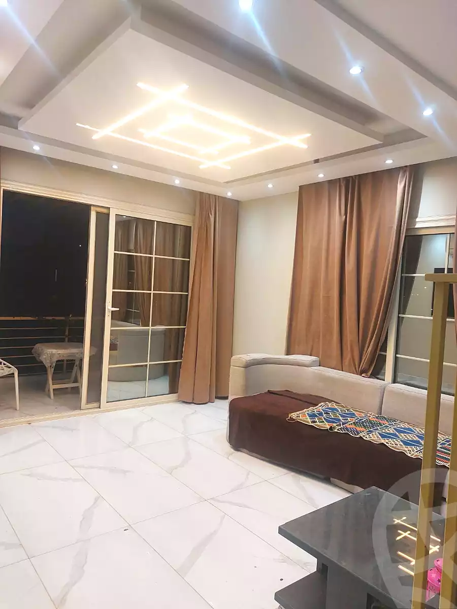 فيلا بـ٦ غرف نوم في ايفر، صورة ١٢ من ١٣