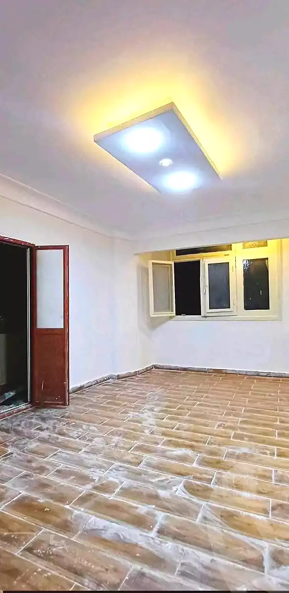 https://aqarmap.com.eg/ar/listing/7204974-for-sale-alexandria-al-agamy-lbytsh-mecca-st