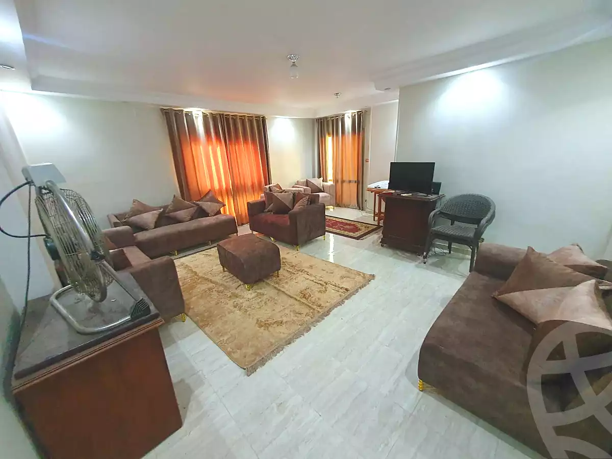https://aqarmap.com.eg/ar/listing/7205266-for-rent-cairo-6th-of-october-mntq-fr-y-b-6-ktwbr