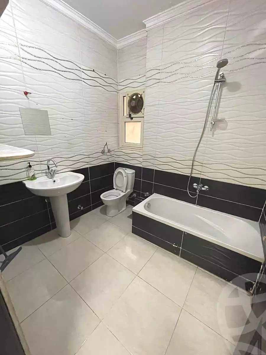 https://aqarmap.com.eg/ar/listing/7205372-for-sale-cairo-new-cairo-el-narges-el-narges-3-wasef-ghaly-basha-st