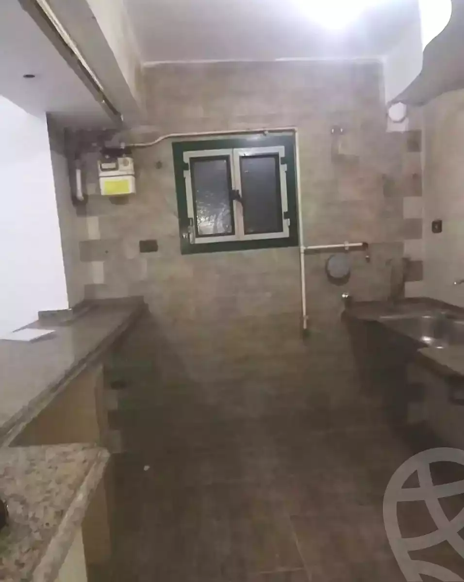 https://aqarmap.com.eg/ar/listing/7205382-for-rent-alexandria-miami-shr-jml-bd-lnsr