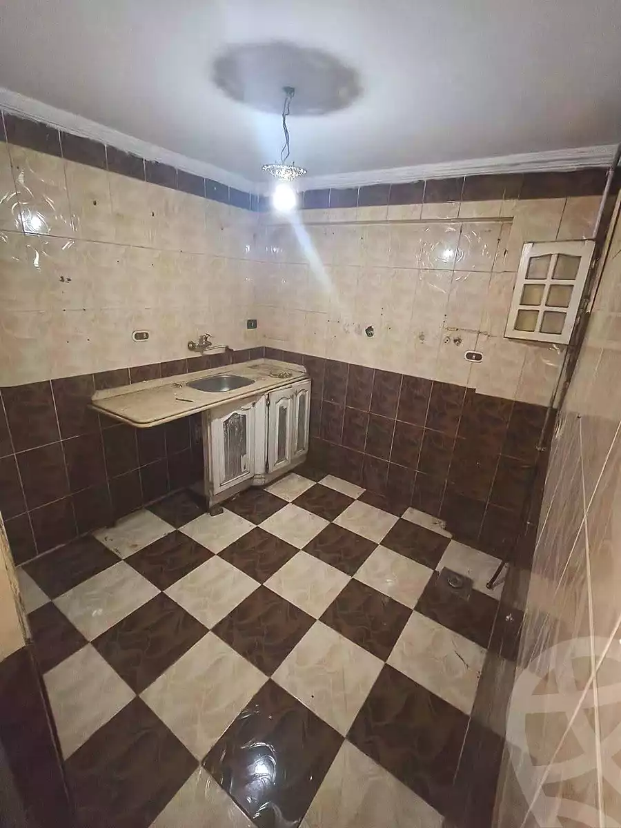 https://aqarmap.com.eg/en/listing/7205580-for-sale-alexandria-lsywf-el-falki