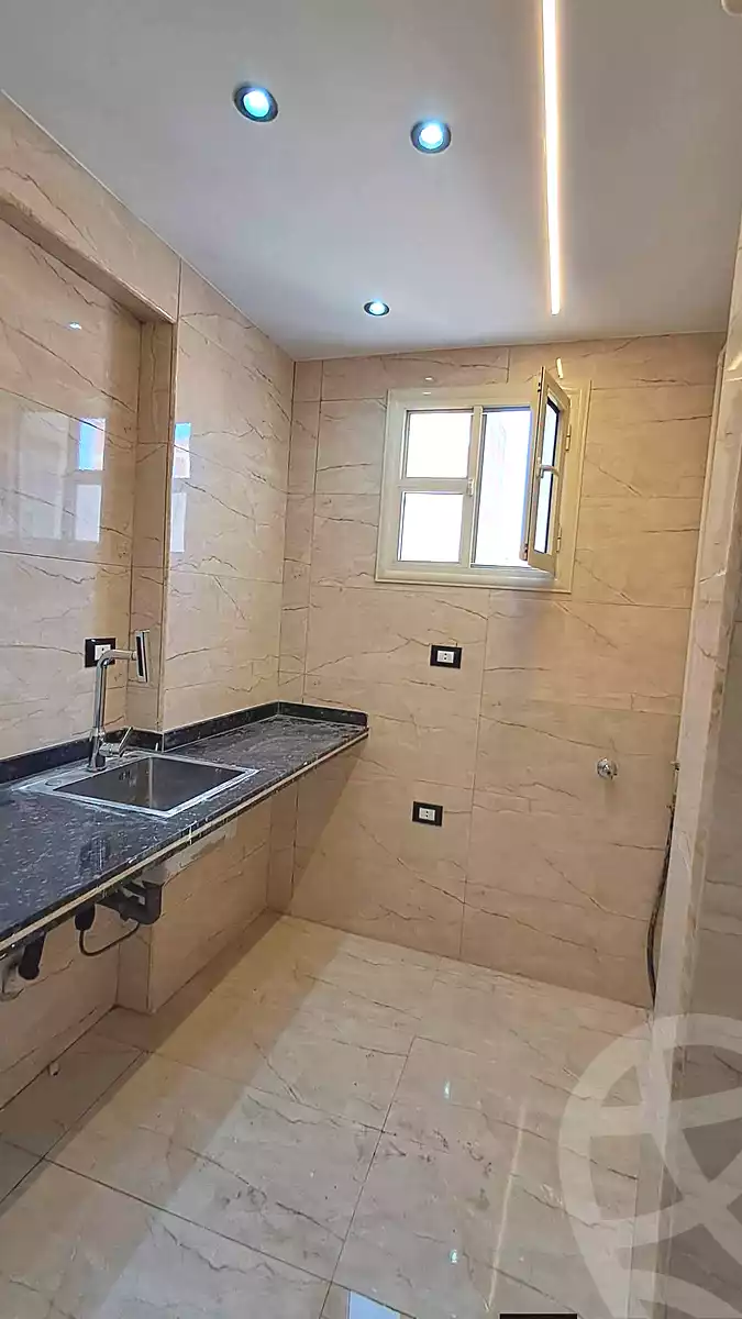 https://aqarmap.com.eg/ar/listing/7205821-for-sale-alexandria-al-agamy-bw-ywsf