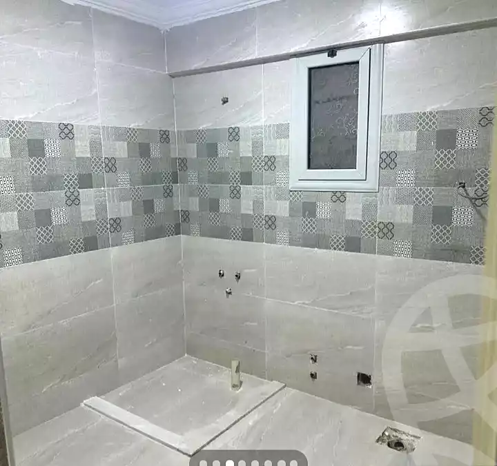 https://aqarmap.com.eg/ar/listing/7205887-for-sale-alexandria-al-agamy-el-hanouvel-radwan-st