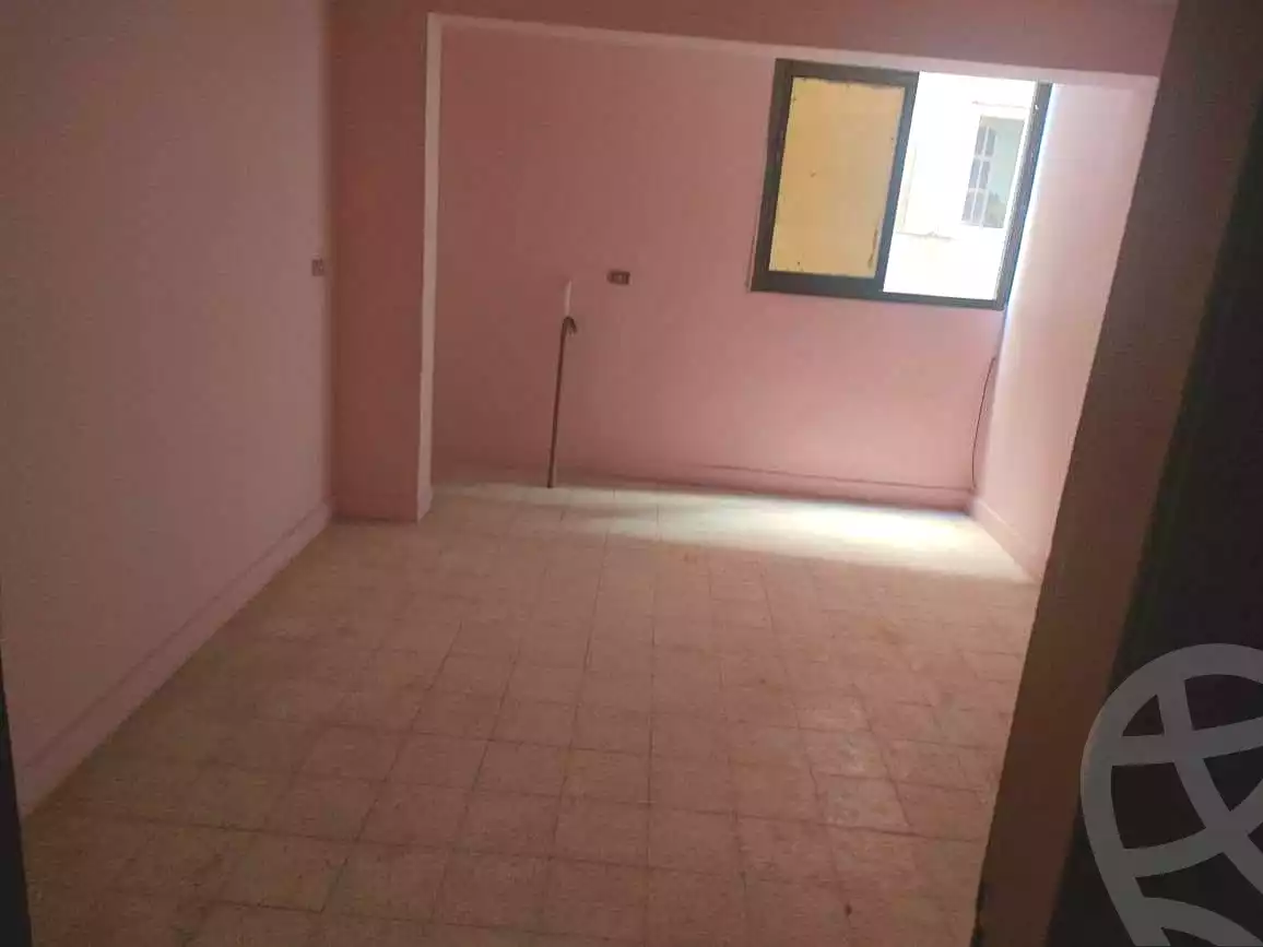 https://aqarmap.com.eg/ar/listing/7206134-for-sale-alexandria-al-agamy-lbytsh-el-hay-st