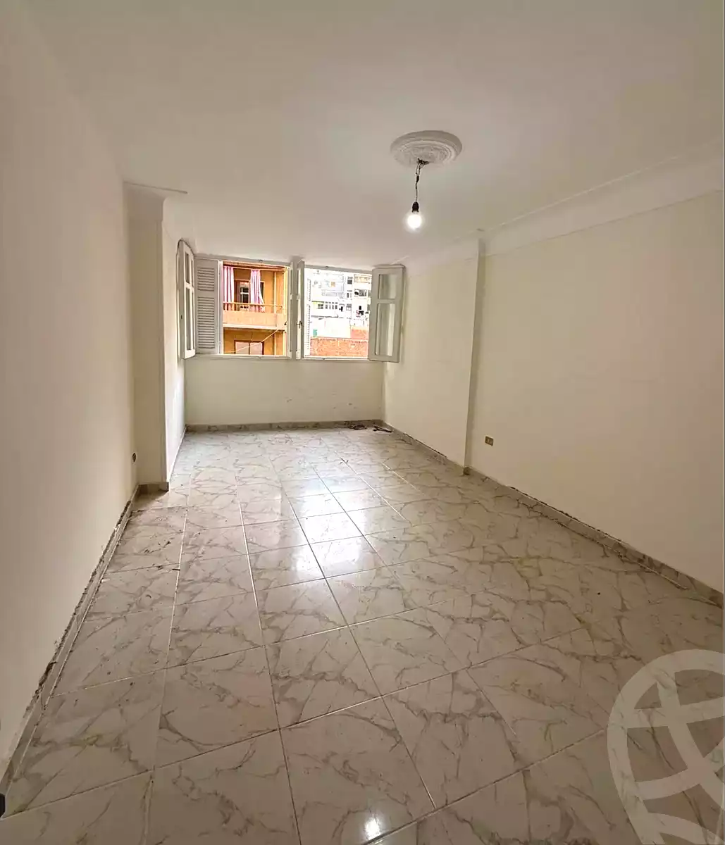 https://aqarmap.com.eg/ar/listing/7206197-for-sale-alexandria-sydy-bshr-sydy-bshr-bhry-abd-el-salam-aref-st