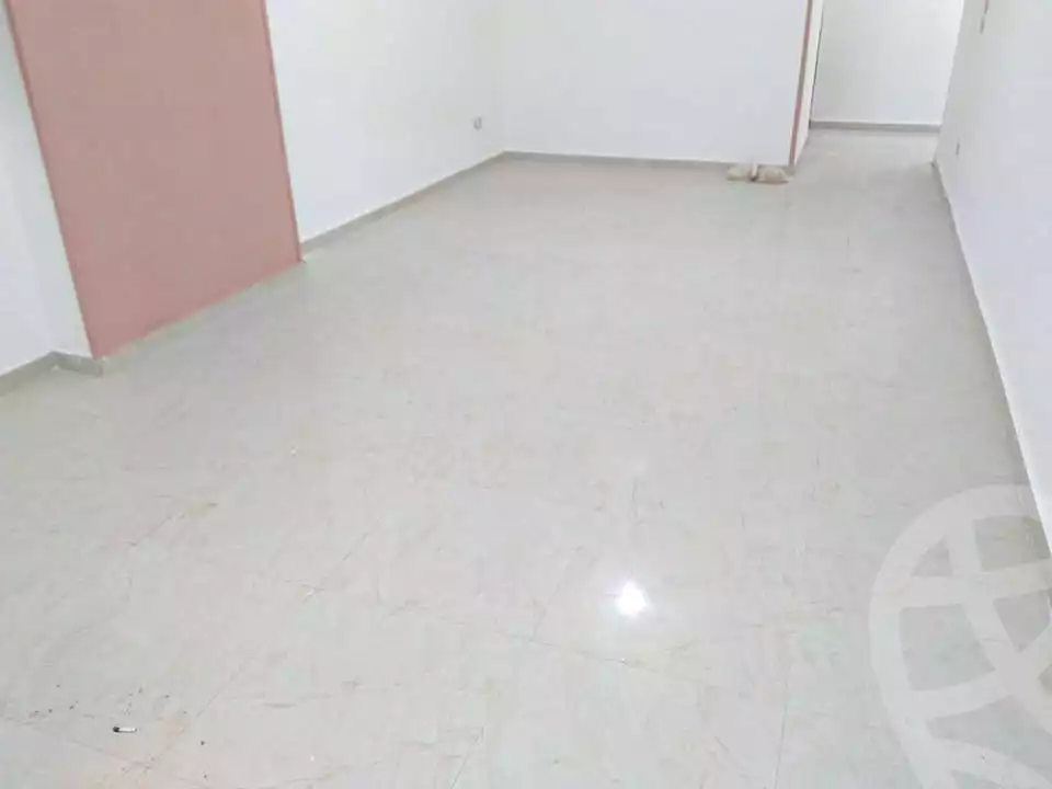 https://aqarmap.com.eg/ar/listing/7206305-for-sale-alexandria-el-asafra-l-sfr-bhry