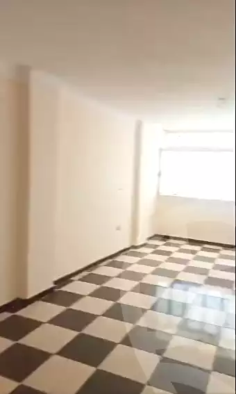 https://aqarmap.com.eg/ar/listing/7206330-for-rent-alexandria-al-agamy-bw-ywsf