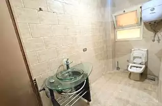 https://aqarmap.com.eg/ar/listing/7206399-for-sale-alexandria-lauran
