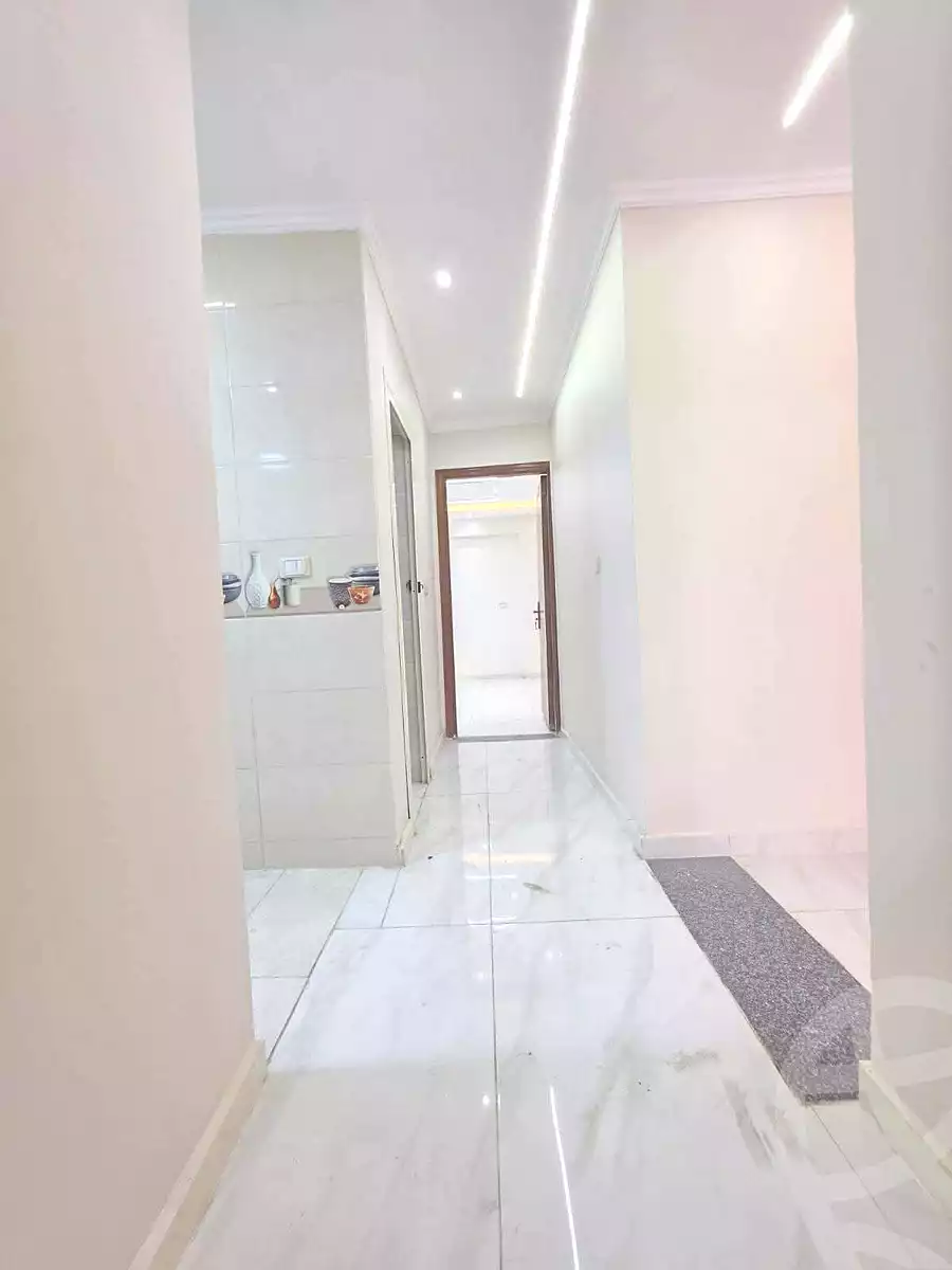 https://aqarmap.com.eg/ar/listing/7206869-for-sale-alexandria-sydy-bshr-sydy-bshr-bhry-shr-mhmwd-l-yswy