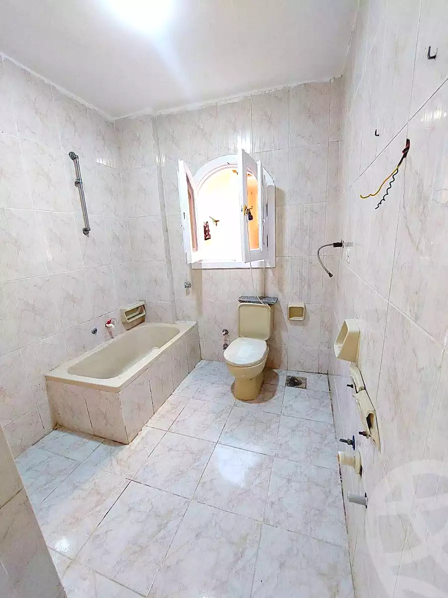 https://aqarmap.com.eg/ar/listing/7206894-for-sale-alexandria-al-agamy