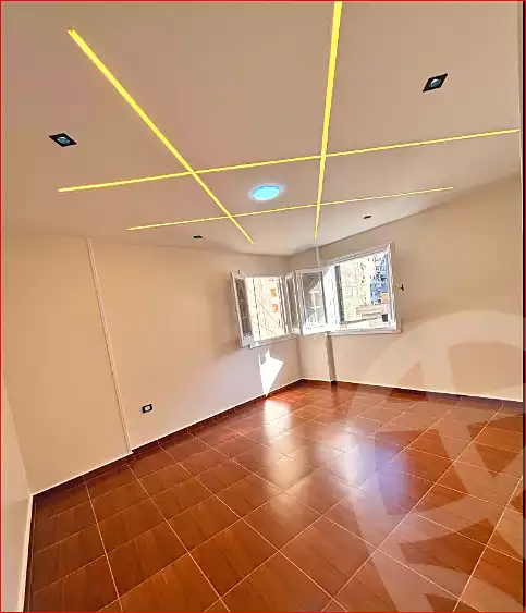 https://aqarmap.com.eg/en/listing/7207295-for-sale-alexandria-miami-street-56