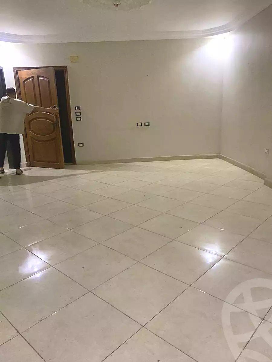 https://aqarmap.com.eg/en/listing/7207348-for-rent-cairo-el-haram-kyrw-mwl