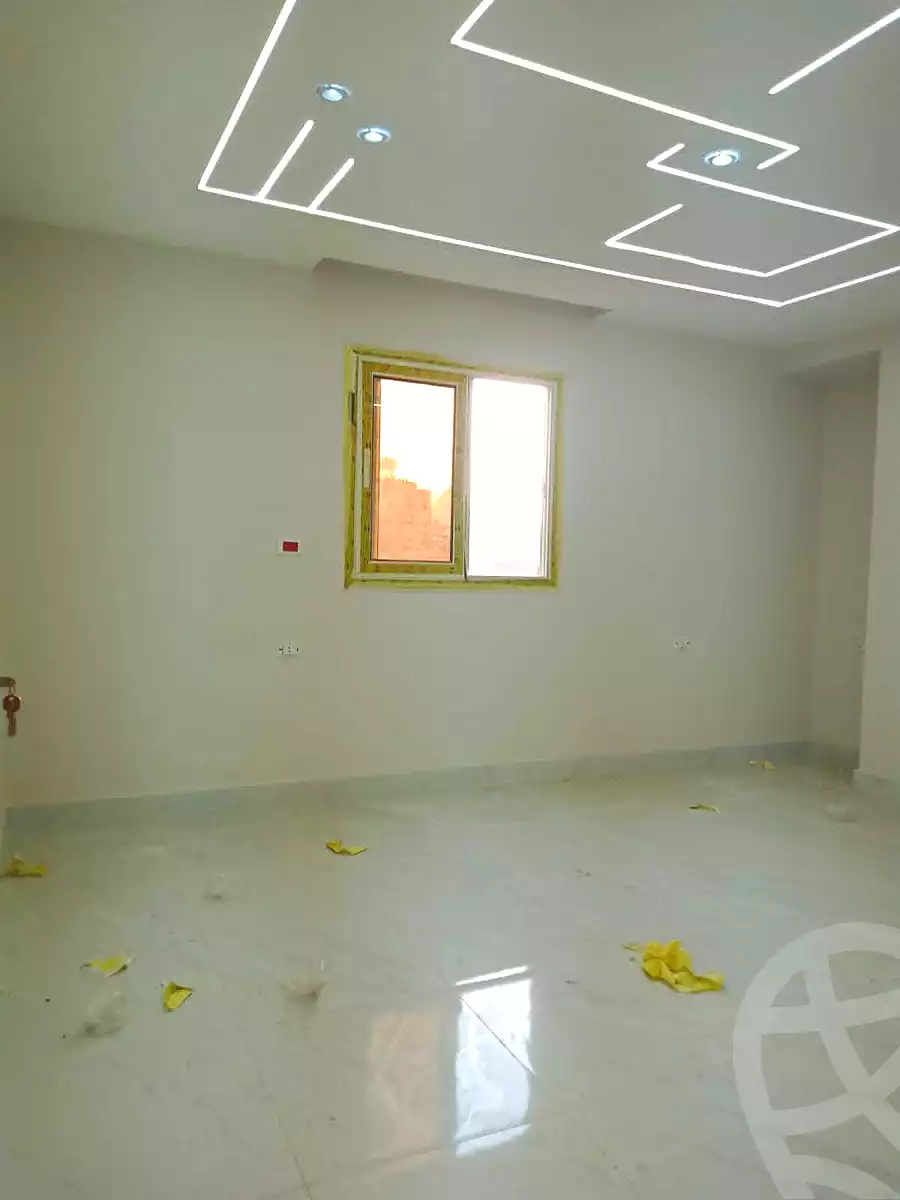 https://aqarmap.com.eg/en/listing/7207385-for-sale-cairo-el-haram-el-lebeny-soltan-khattab-st