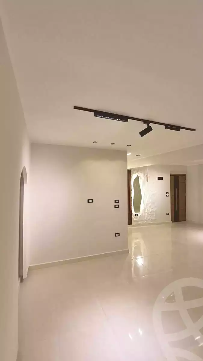 https://aqarmap.com.eg/en/listing/7207407-for-sale-alexandria-lsywf-el-falki