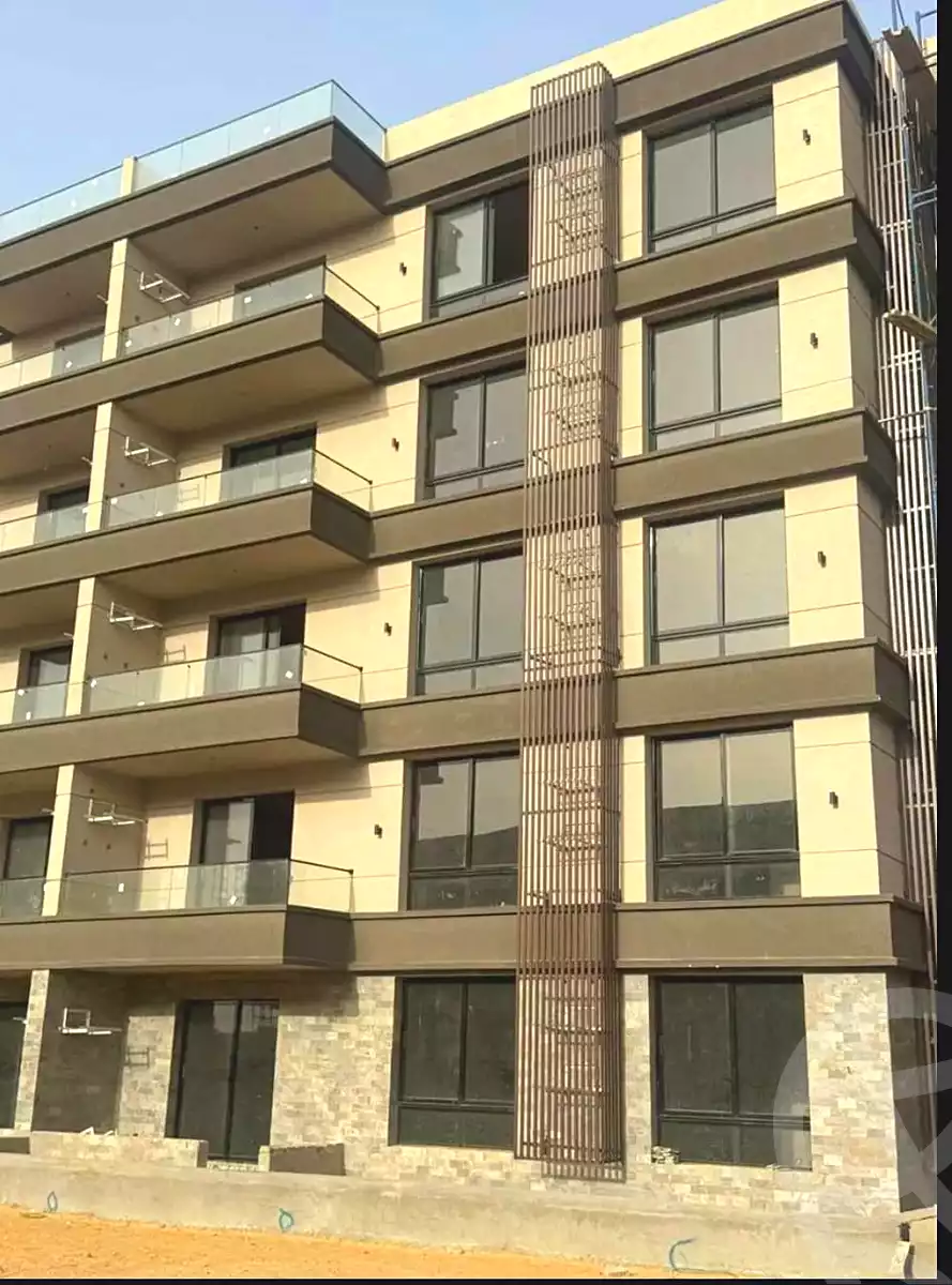 https://aqarmap.com.eg/en/listing/7207514-for-sale-cairo-el-sheikh-zayed-city-lshykh-zyd-ljdyd-de-joya-taj-misr-new-zayed
