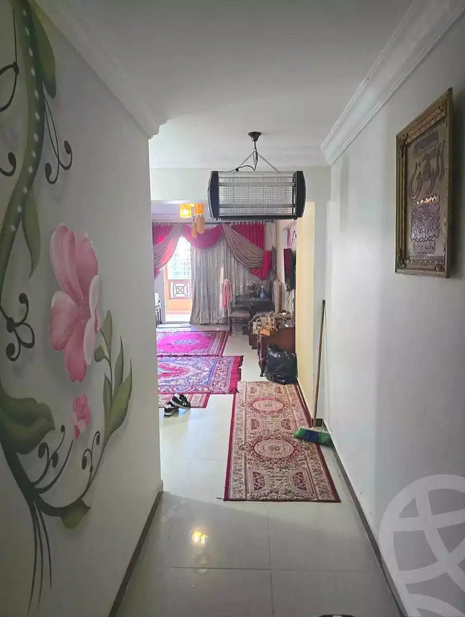 https://aqarmap.com.eg/en/listing/7207571-for-rent-alexandria-el-montazah-compounds-in-el-montazah-marseilia-florence