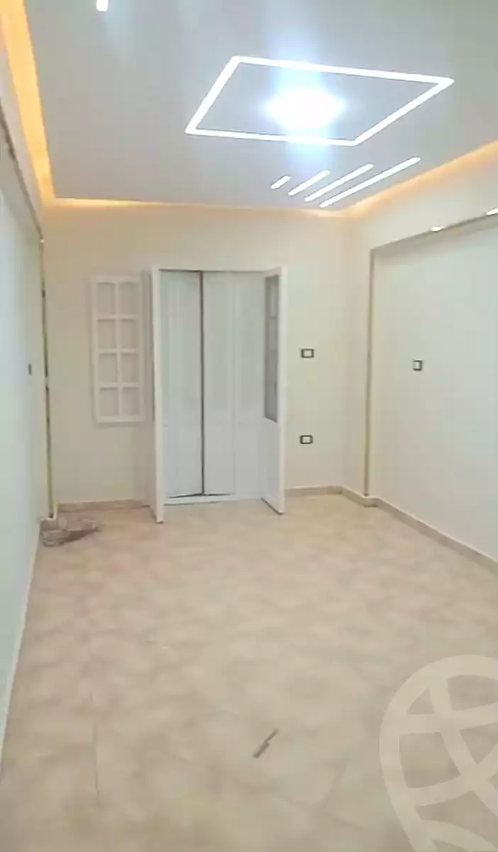 https://aqarmap.com.eg/en/listing/7207613-for-sale-alexandria-al-agamy-el-hanouvel-radwan-st