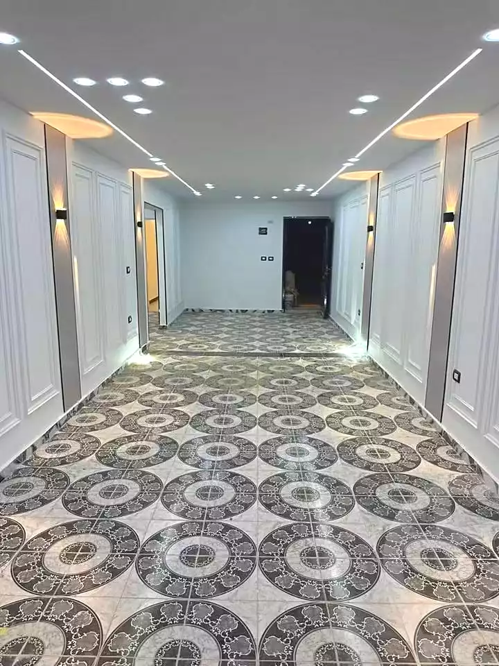 https://aqarmap.com.eg/en/listing/7207639-for-sale-alexandria-al-agamy-el-hanouvel-radwan-st