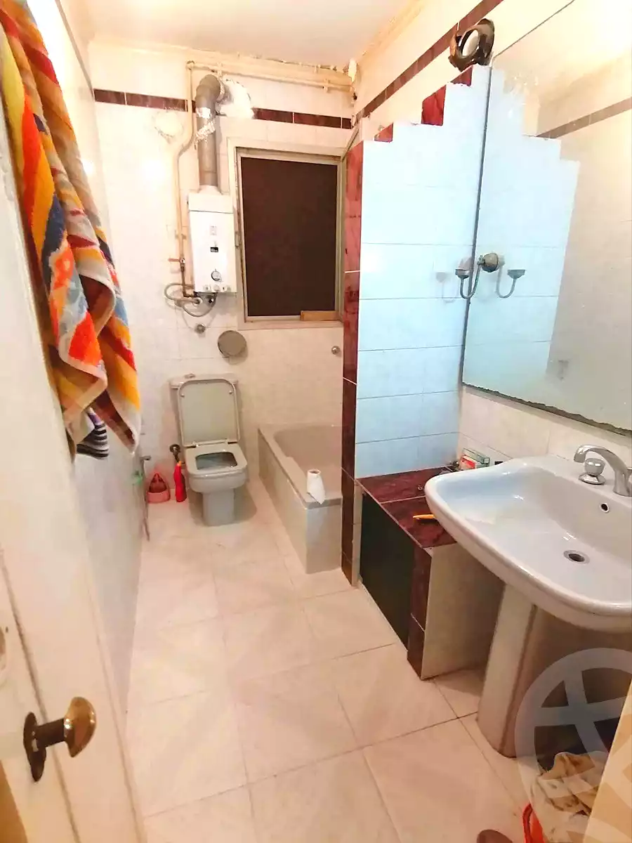 https://aqarmap.com.eg/en/listing/7207669-for-sale-alexandria-el-asafra-l-sfr-bhry-el-geish-rd