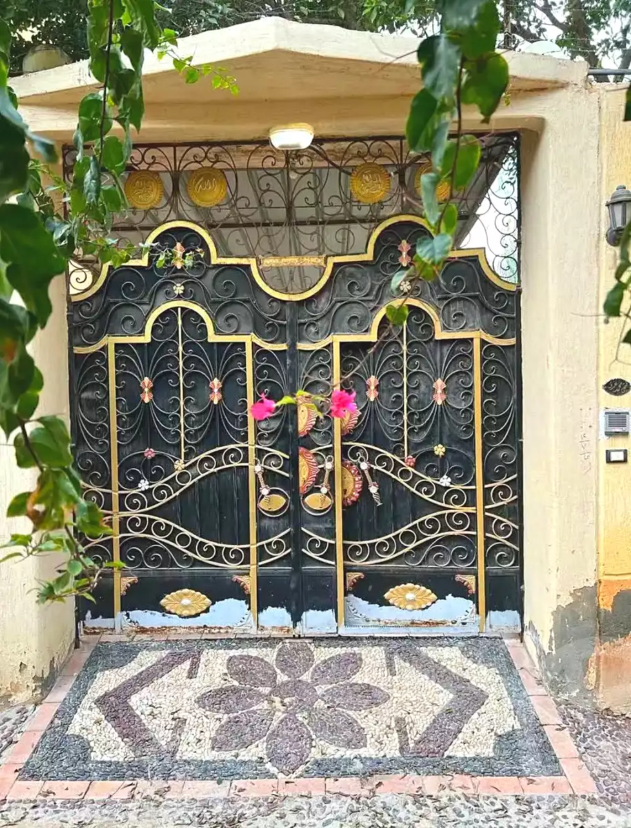 https://aqarmap.com.eg/ar/listing/7207656-for-sale-alexandria-al-agamy-lbytsh-el-hanafeya-st