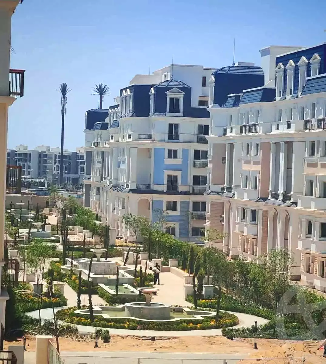https://aqarmap.com.eg/ar/listing/7207662-for-sale-cairo-new-cairo-compounds-mountain-view-hyde-park