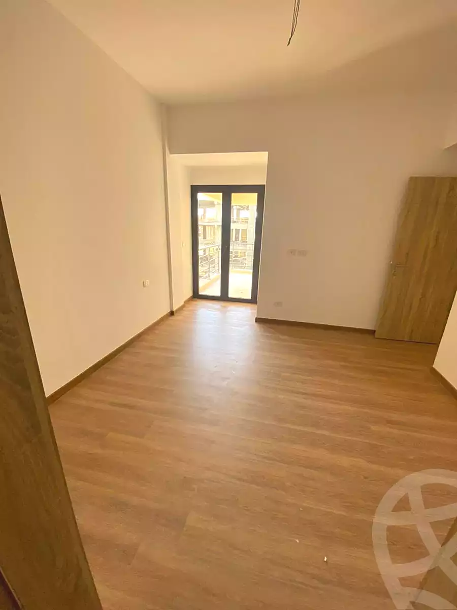 https://aqarmap.com.eg/ar/listing/7207754-for-rent-cairo-new-cairo-compounds-fyfth-skwyr-mwl-lmrsm-llttwyr