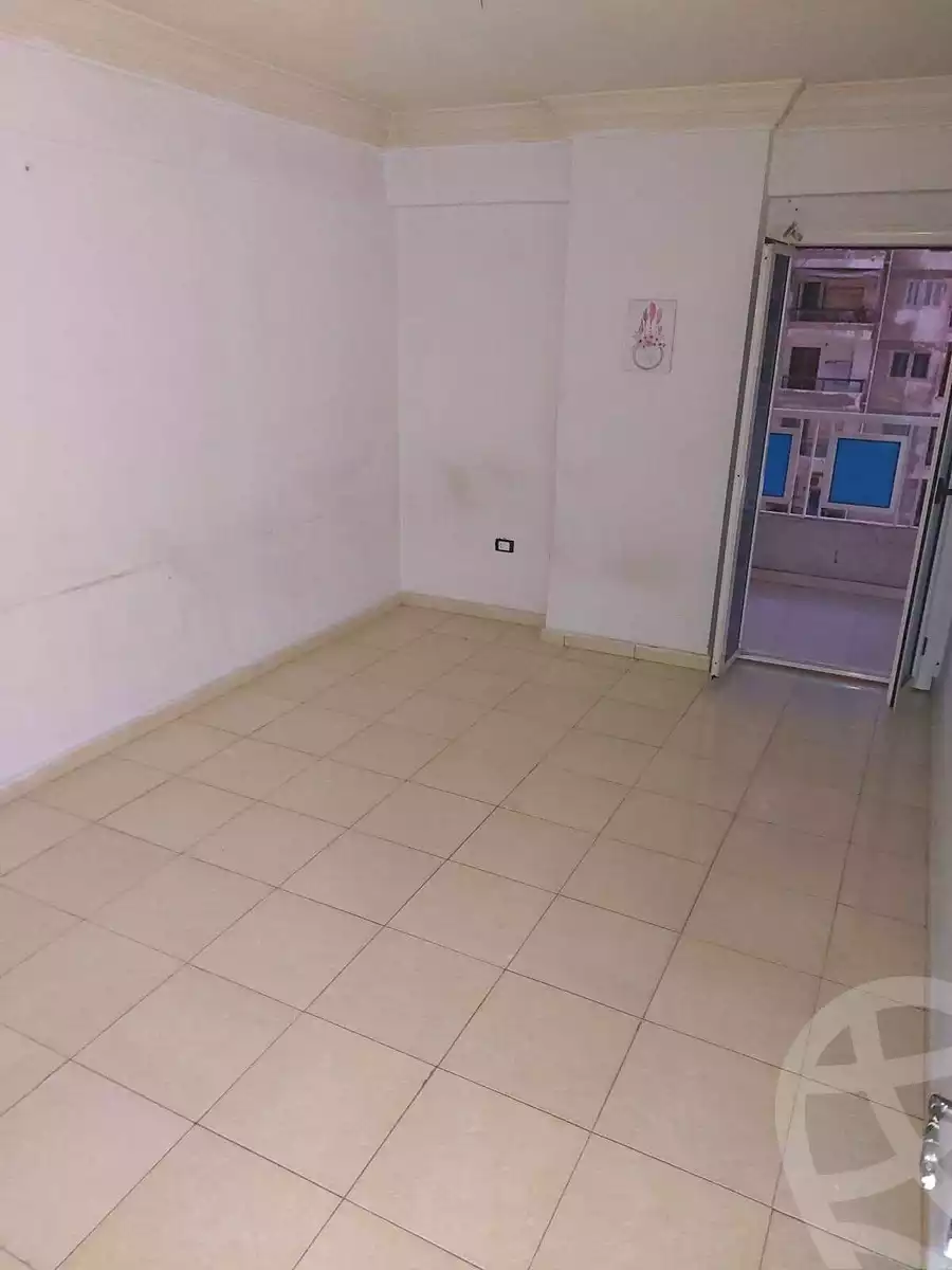 https://aqarmap.com.eg/en/listing/7207881-for-rent-alexandria-sydy-bshr-sydy-bshr-bhry-shr-mhmd-njyb