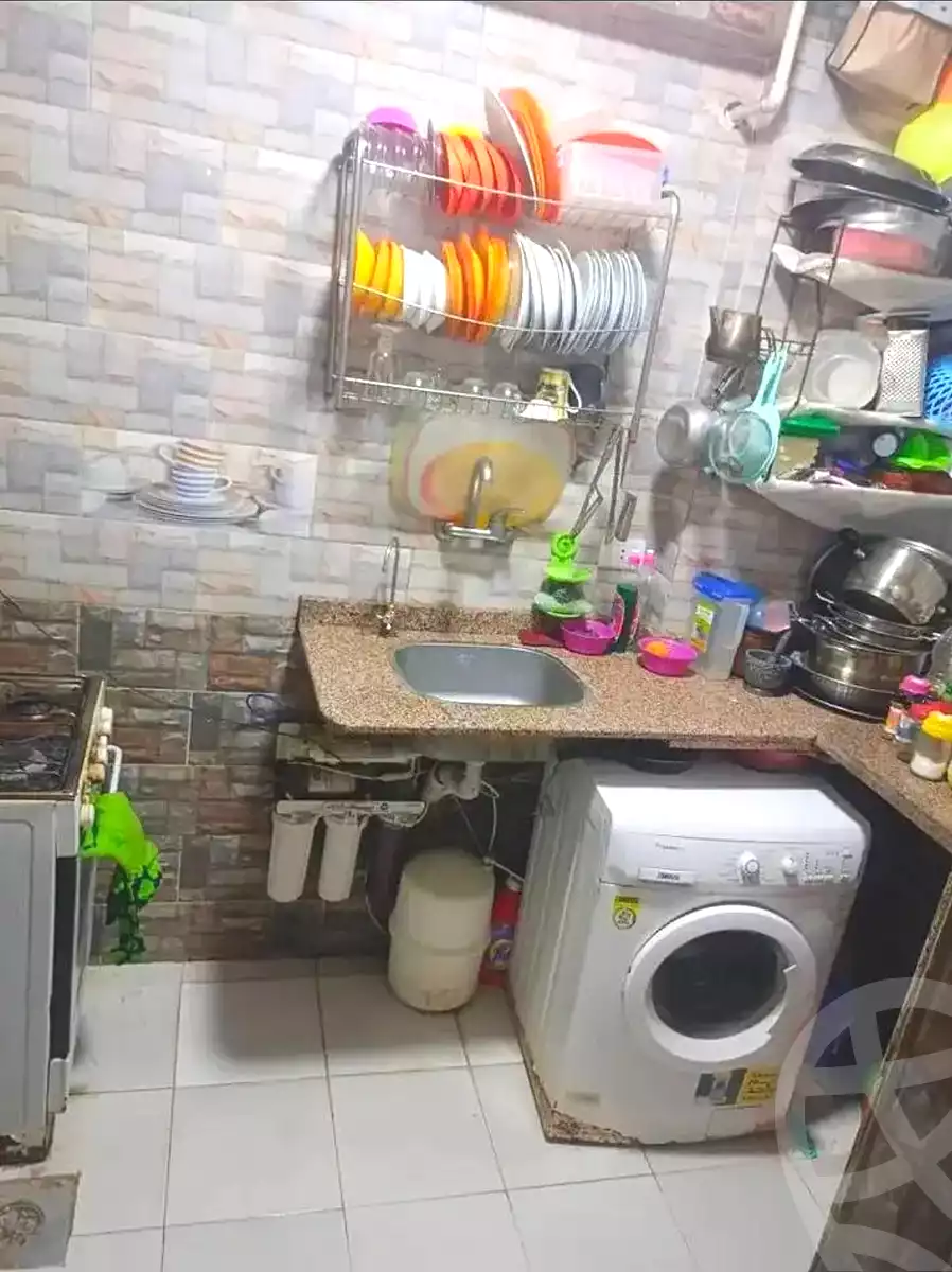 https://aqarmap.com.eg/ar/listing/7208180-for-sale-alexandria-new-miami-street-10