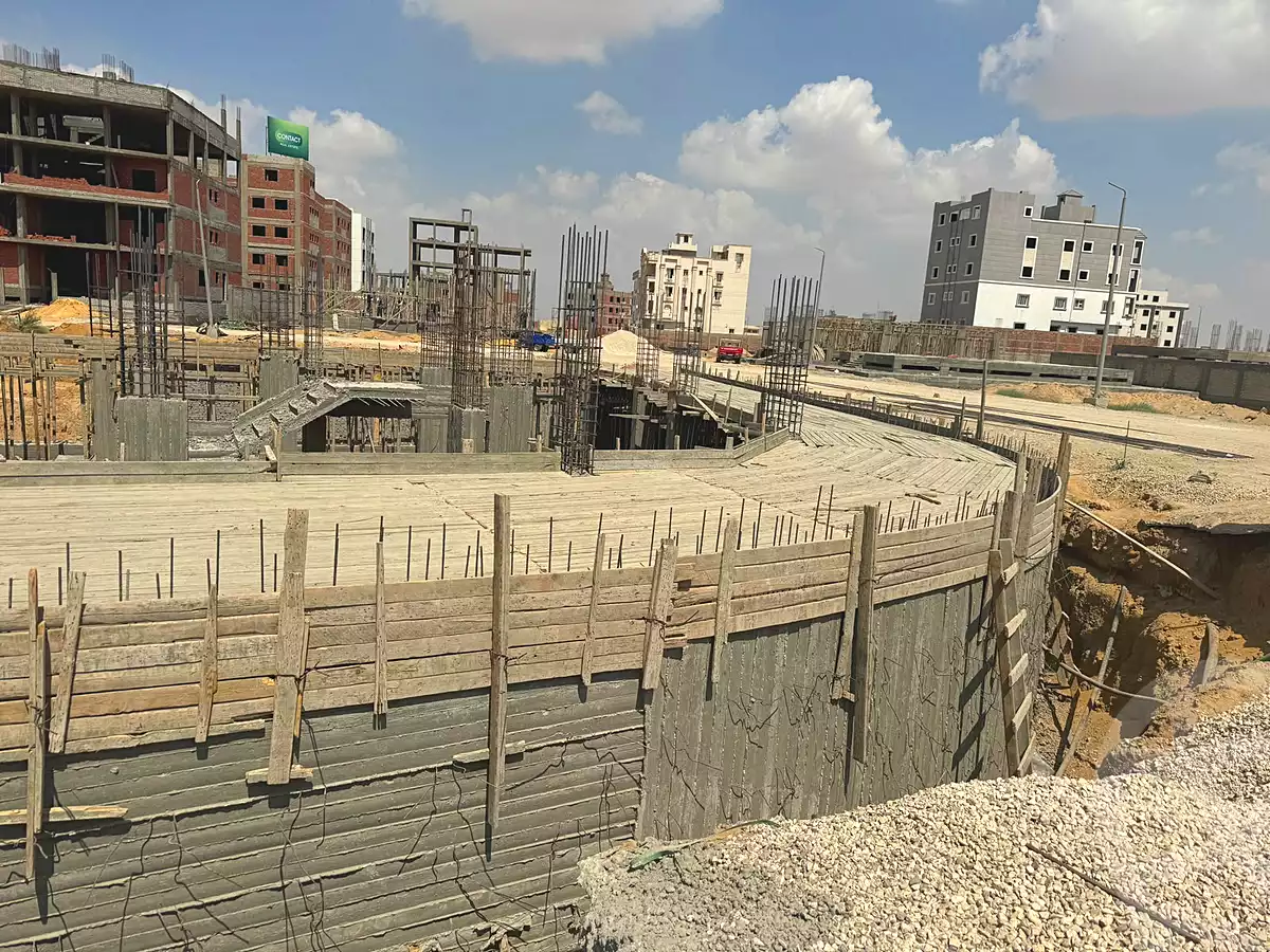 https://aqarmap.com.eg/ar/listing/7208194-for-sale-cairo-new-cairo-bait-el-watan-south-suez-road-el-hay-el-takmely