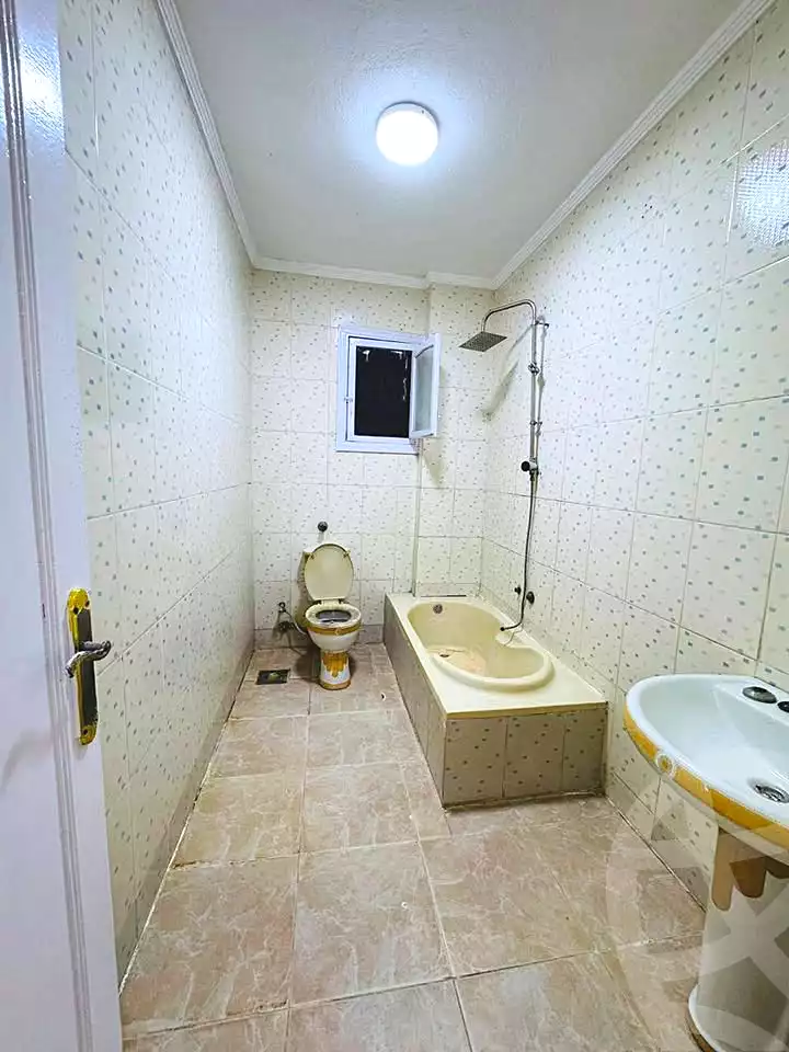 https://aqarmap.com.eg/ar/listing/7208288-for-sale-alexandria-al-agamy-shataa-el-nakheel