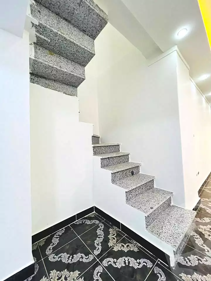 https://aqarmap.com.eg/ar/listing/7208421-for-sale-alexandria-al-agamy-shataa-el-nakheel