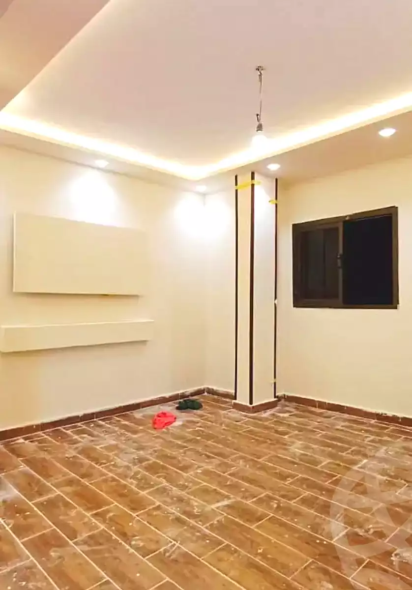 https://aqarmap.com.eg/ar/listing/7208461-for-sale-alexandria-al-agamy-lbytsh-mecca-st