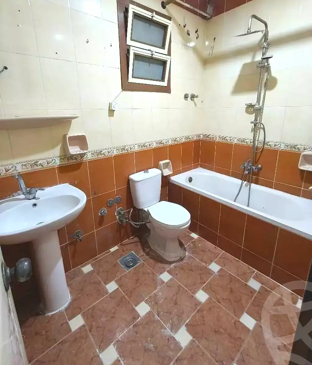 https://aqarmap.com.eg/en/listing/7208527-for-sale-alexandria-lsywf-el-falki