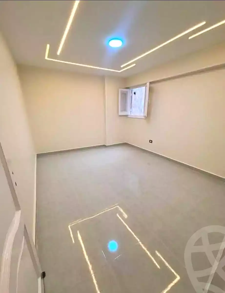https://aqarmap.com.eg/ar/listing/7208583-for-sale-alexandria-sydy-bshr-sydy-bshr-bhry-gamal-abd-el-nasir-st