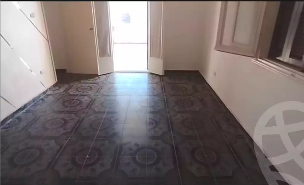 https://aqarmap.com.eg/en/listing/7208859-for-sale-alexandria-al-agamy-el-hanouvel