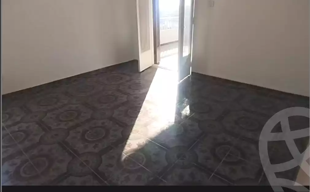 https://aqarmap.com.eg/en/listing/7208859-for-sale-alexandria-al-agamy-el-hanouvel