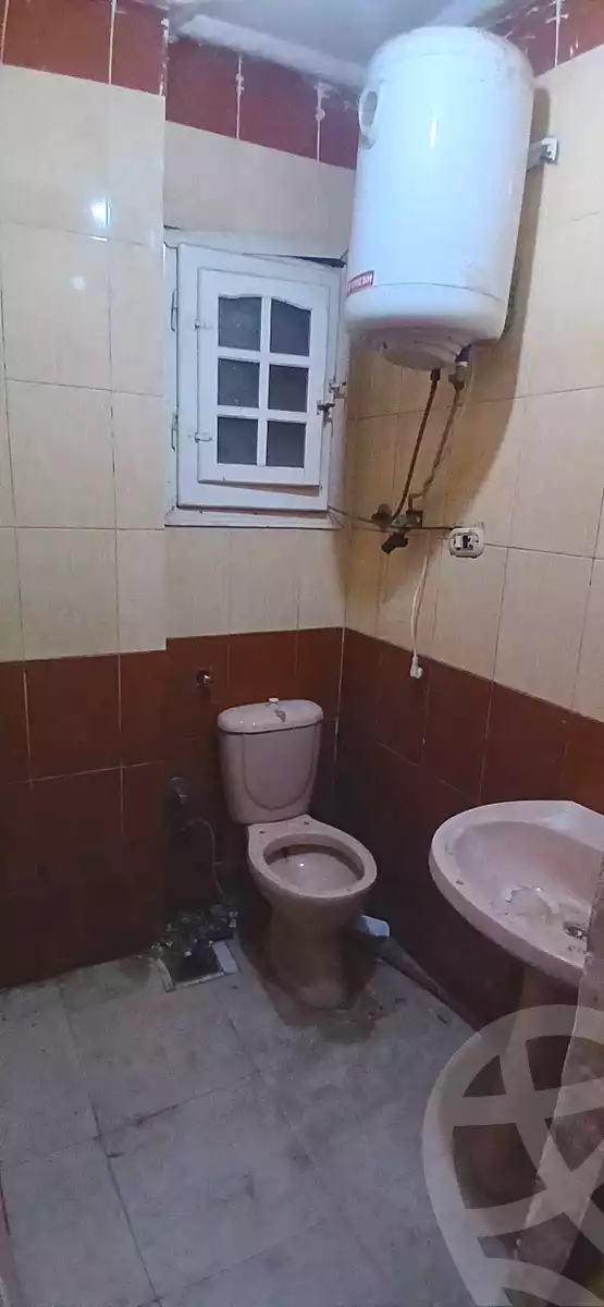 https://aqarmap.com.eg/en/listing/7208872-for-sale-alexandria-al-agamy-el-hanouvel