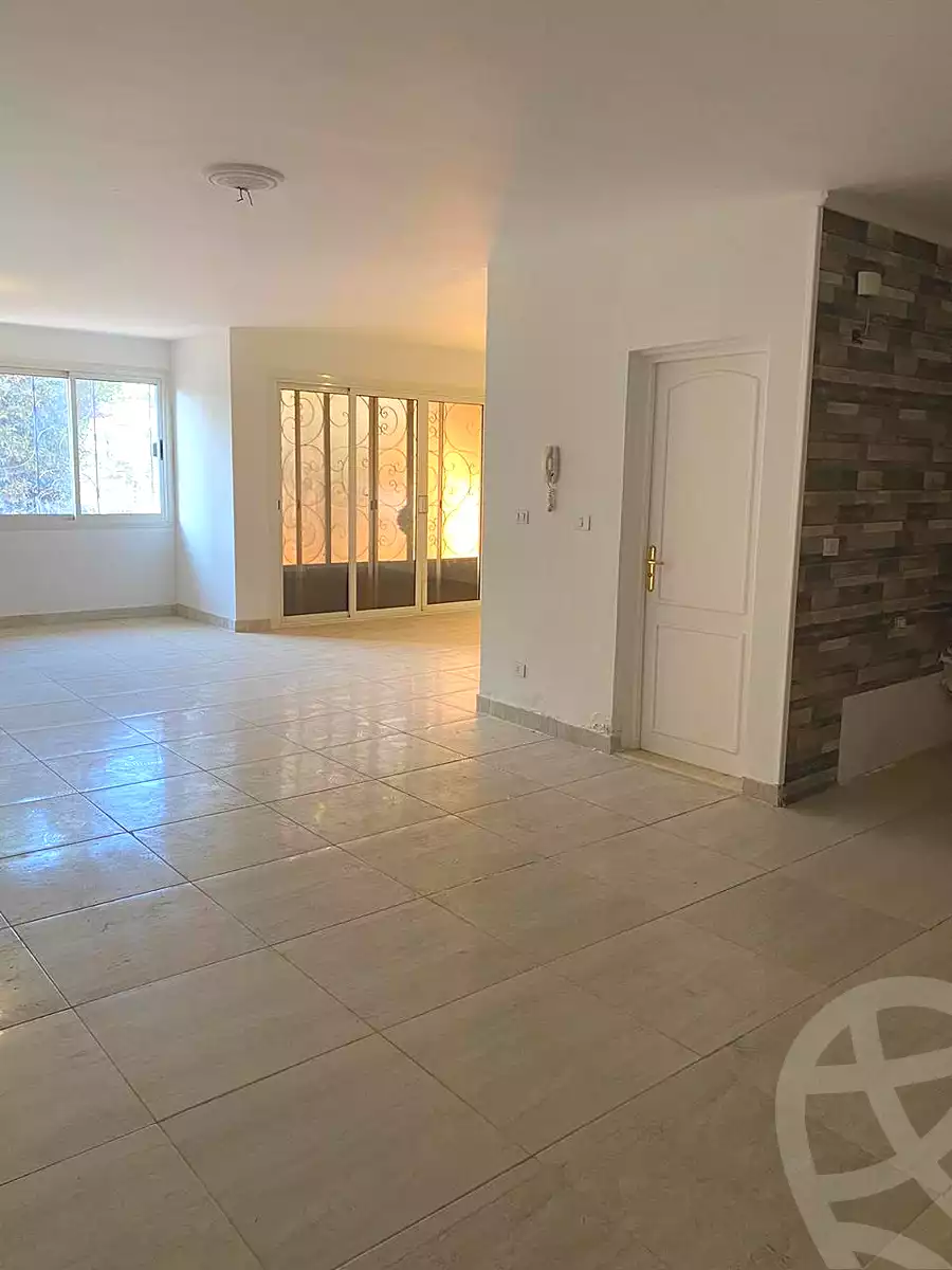 https://aqarmap.com.eg/en/listing/7208929-for-sale-cairo-new-cairo-lrhb-city-phase-4-ahmed-oraby-st