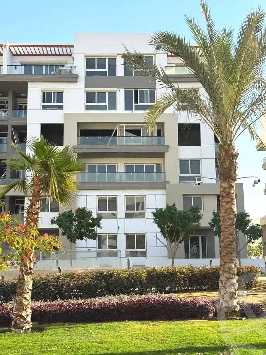 https://aqarmap.com.eg/en/listing/7209085-for-sale-cairo-new-cairo-compounds-hyde-park-centre-ville-hyde-park
