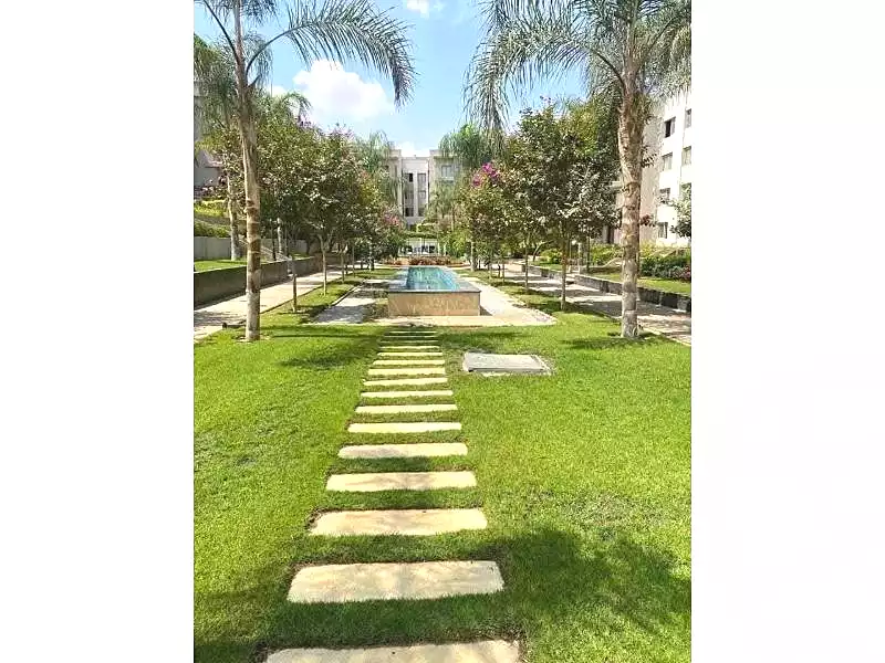https://aqarmap.com.eg/en/listing/7209323-for-sale-cairo-new-cairo-compounds-galleria-moon-valley-compound-arabia