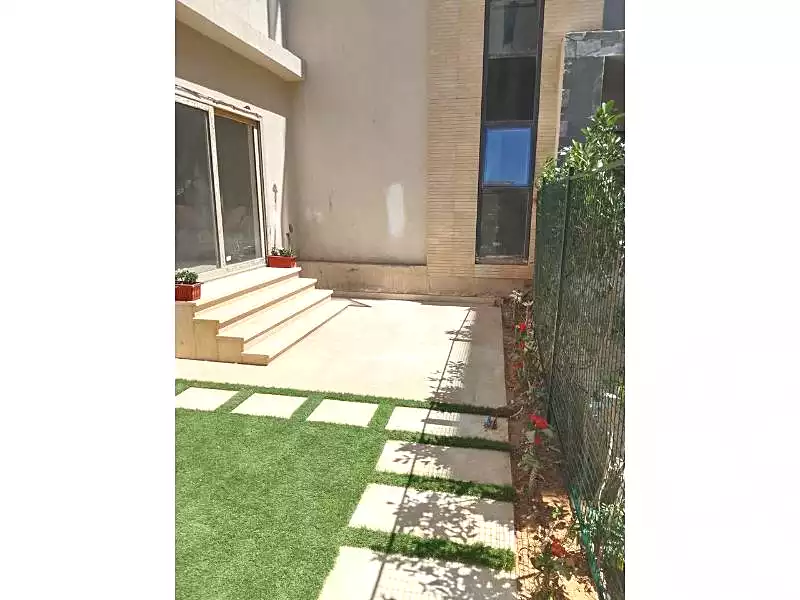 https://aqarmap.com.eg/en/listing/7209323-for-sale-cairo-new-cairo-compounds-galleria-moon-valley-compound-arabia