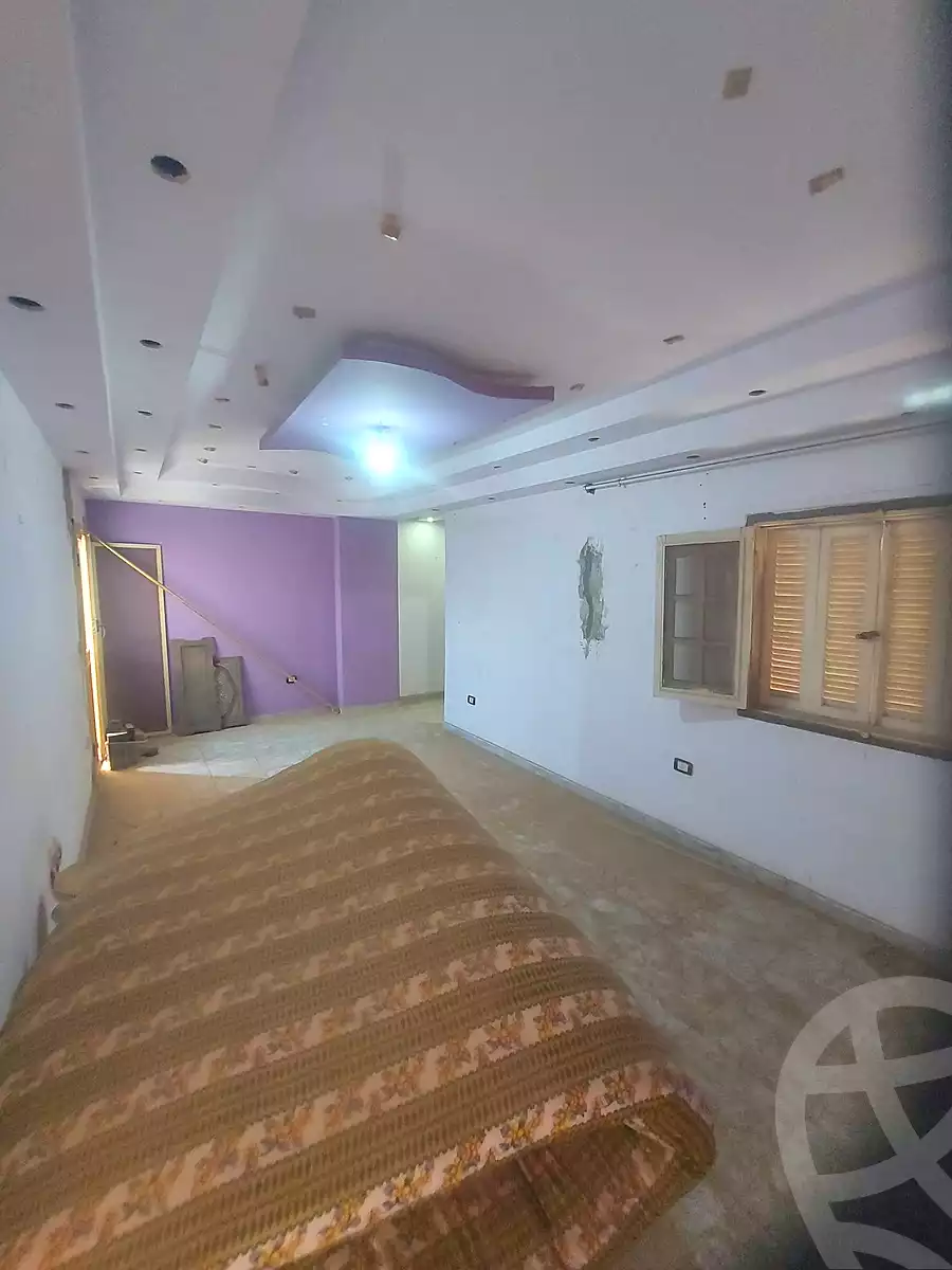 https://aqarmap.com.eg/ar/listing/7209384-for-sale-cairo-helwan-el-shareaa-el-sharby-st