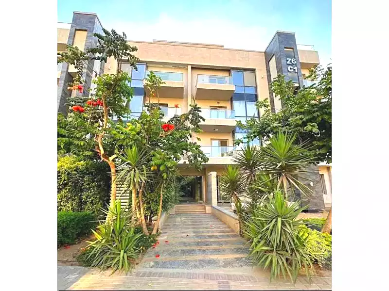 https://aqarmap.com.eg/en/listing/7209396-for-sale-cairo-new-cairo-compounds-galleria-moon-valley-compound-arabia