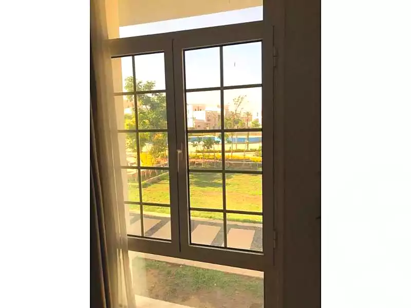 https://aqarmap.com.eg/en/listing/7209520-for-sale-cairo-new-cairo-compounds-el-patio-oro
