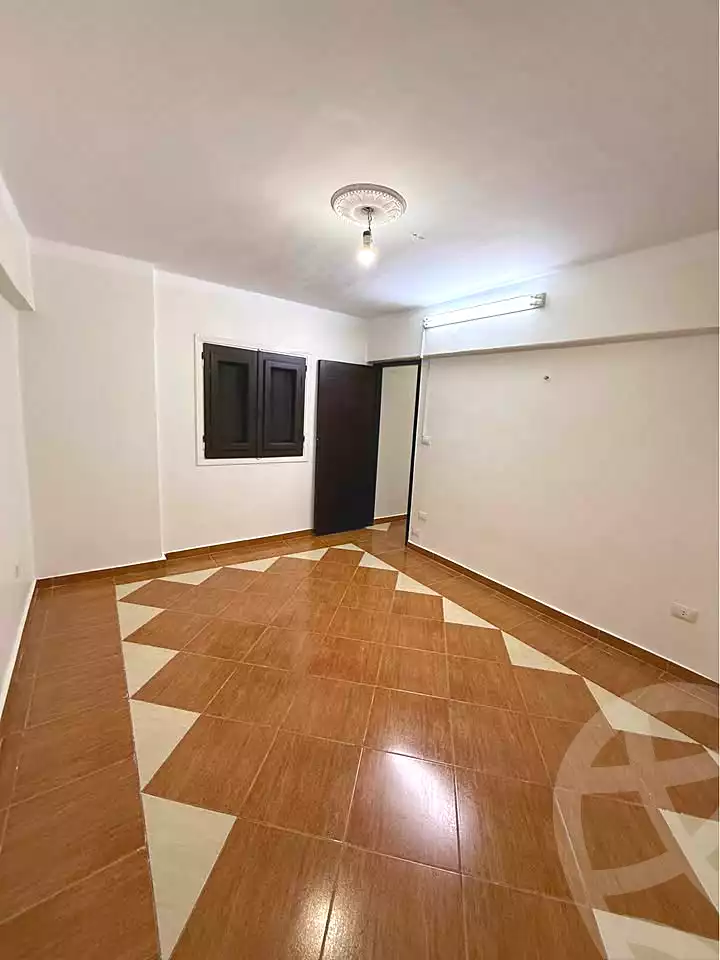 https://aqarmap.com.eg/ar/listing/7209919-for-sale-alexandria-el-asafra-l-sfr-bhry