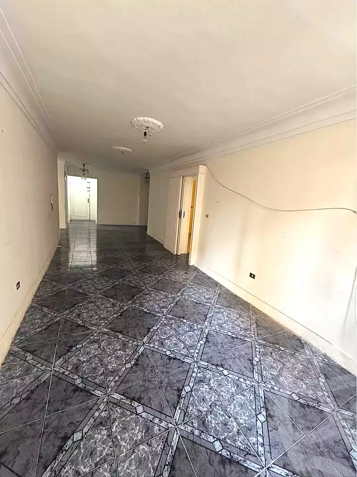 https://aqarmap.com.eg/en/listing/7209967-for-sale-alexandria-sydy-bshr-sydy-bshr-bhry-abd-el-salam-aref-st