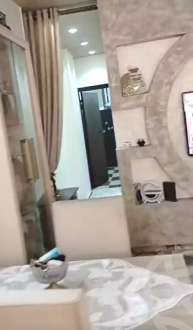 https://aqarmap.com.eg/en/listing/7209969-for-sale-cairo-helwan-hadayek-helwan-nile-corniche-st