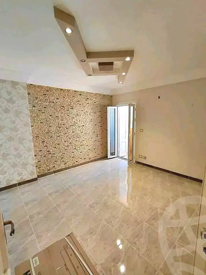 https://aqarmap.com.eg/ar/listing/7210029-for-sale-alexandria-sydy-bshr-sydy-bshr-bhry-khalil-hamada-st